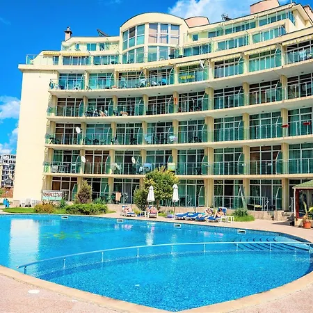 Julia Family - Menada Apartman Napospart