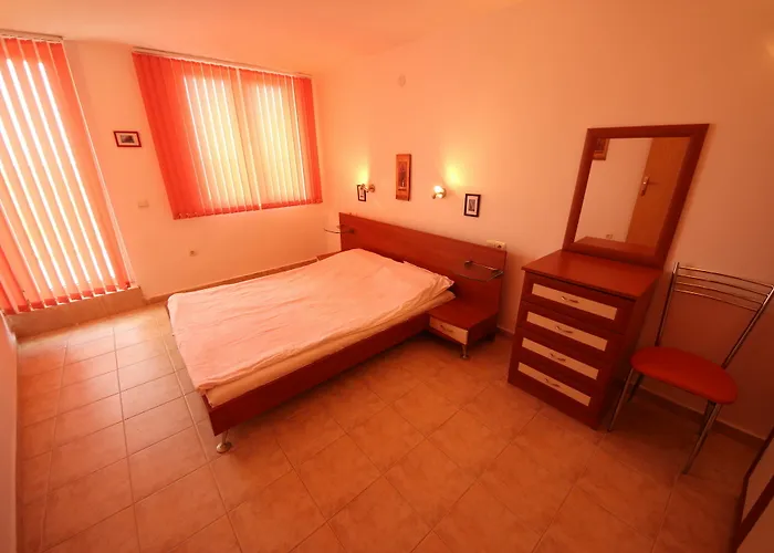 Julia Family - Menada 公寓 *