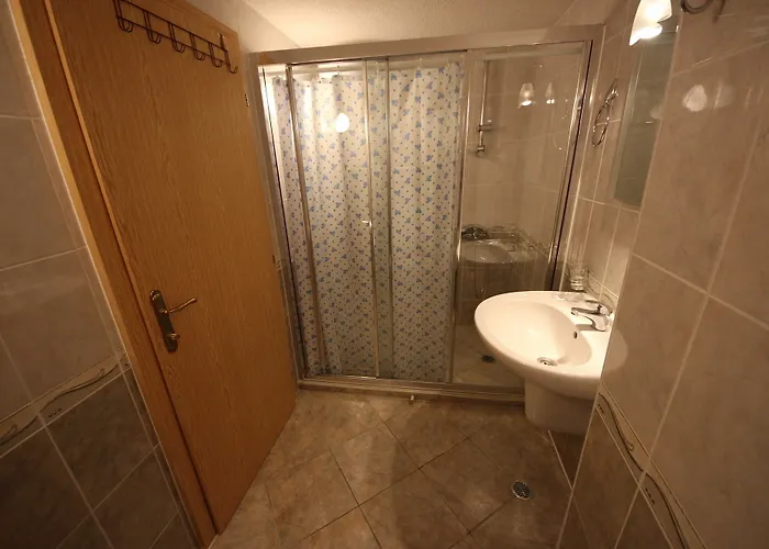 Julia Family - Menada 阳光海滩