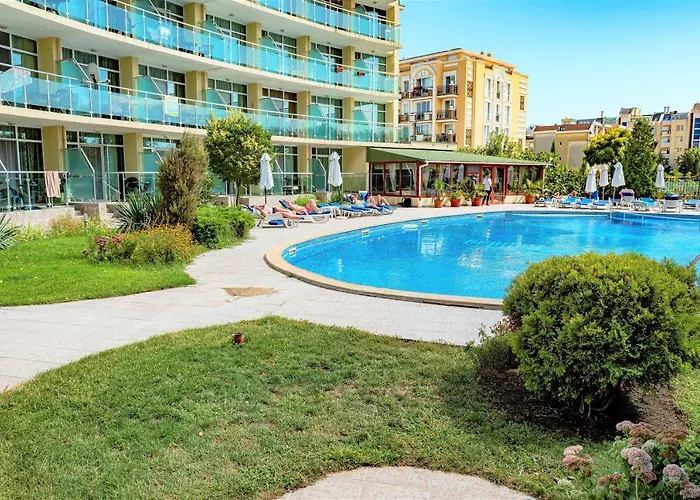 Julia Family - Menada Apartamento