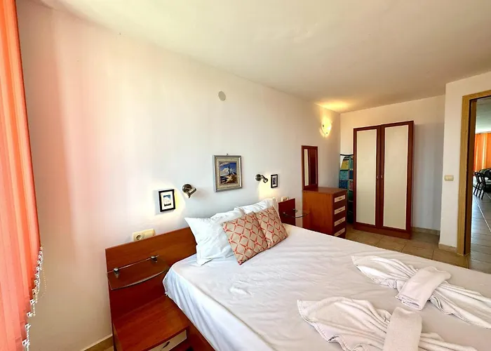 Julia Family - Menada Apartamento Sunny Beach