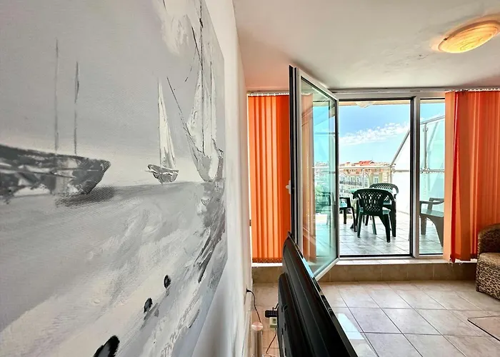 Julia Family - Menada Apartamento